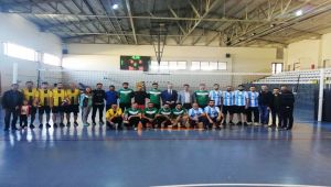 Besni’de Öğretmenler Günü Voleybol Turnuvası Başladı