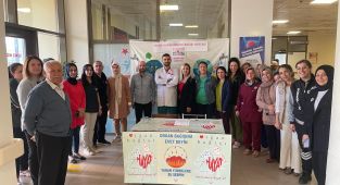 Besni'de 'Organ Bağışı Haftası' standına yoğun ilgi
