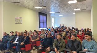 Besni'de sağlık çalışanlarına 'Hizmet İçin Eğitim' verildi