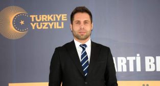Besni İlçe Başkanı Murat Güner görevinden istifa ettiğini duyurdu