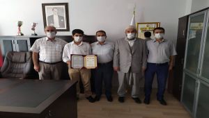 Besni’nin ilk hafızına belgesi takdim edildi