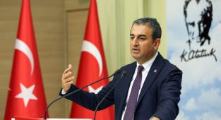 Burhanettin Bulut: 'Sansürün bahanesi: kişilik hakları'