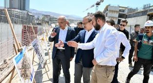Büyükşehir Belediye Başkanı Sami Er TOKİ konutlarını incelemelerde bulundu