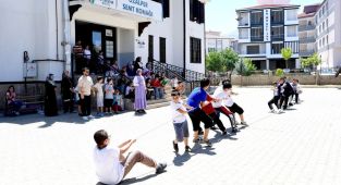 Büyükşehir Belediyesi merkezlerinde yaz okulu başladı: 'Bir Yaz Bin Gelecek' - Videolu Haber