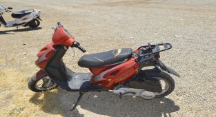Çaldığı motosikletin benzini bitince bırakıp kaçtı - Videolu Haber
