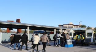 Canpolat, gençlere verdiği sözü tutup çorba ikramını başlattı - Videolu Haber