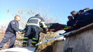 Çatından Düşen Kadın Yaralandı