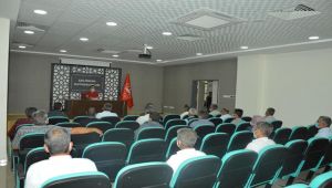Çelikhan’da muhtarlara 'Aşı İkna' semineri