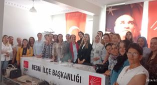 CHP Besni ilçe kadın kolları başkanlığı seçimi yapıldı