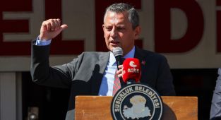 CHP Genel Başkanı Özgür Özel: 'Tayyip bey ortada yok, AK Partililer ortada yok'