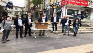 CHP İl Örgütü Vatandaşlara Maske Dağıttı