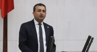 CHP'li Burhanettin Bulut: ‘Emeklinin İkramiyesinden 274 Dolar Buhar Oldu’