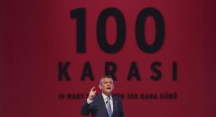 CHP lideri Özel: 'Ekrem İmamoğlu ve arkadaşlarımız masumdur, kumpas kuranlar hesap verecek'