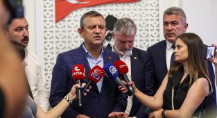 CHP Lideri Özgür Özel: 'Bu yasakçı zihniyetten Türkiye'yi gençler kurtaracak'