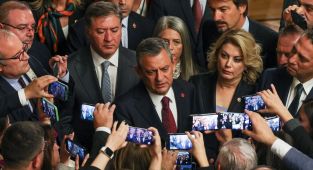 CHP Lideri Özgür Özel’den kapsamlı açıklamalar: '4 gazeteciye yöneltilen tahditler'