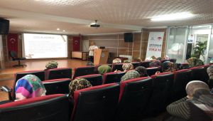 'Çocuğun Başarısında Ailenin Etkisi' Anlatıldı