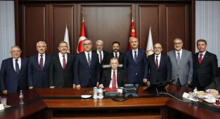 Cumhurbaşkanı Erdoğan Kahramanmaraş heyetini kabul etti