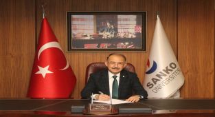 Dağlı: Tüm lisans programlarımızın zirvede olması, tesadüfi bir başarı değildir