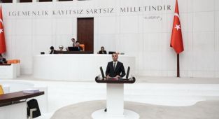 Dem Partili Fırat: ‘Alevi inanç merkezine maden ocağı ısrarı neden?’