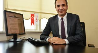 Deneyimli gazeteci Hasan Kırmızıtaş adaylığını açıkladı