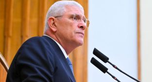 Dervişoğlu'ndan sert ifadeler: 'Apo mu reisçi olmuştur, yoksa reis mi apocu olmuştur?'