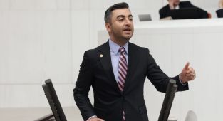 DEVA Partili Avşar, ‘Adıyaman Çarşı ve Meydan Projesi’ni meclis gündemine taşıdı