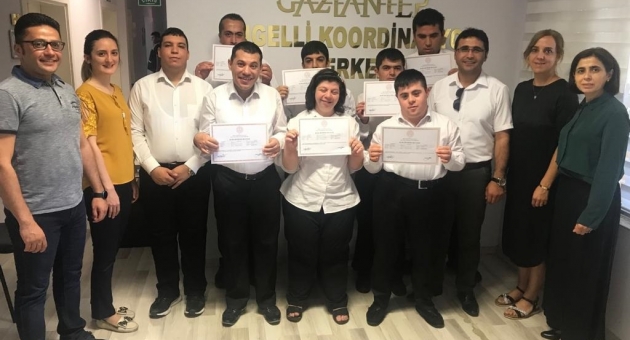 Dezavantajlı Kursiyerler Sertifikasını Aldı