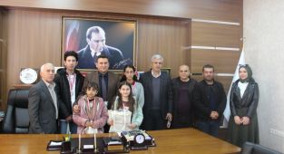 'Dilimizin Zenginlikleri Projesi' projesinde öğrenciler ödüllendirildi