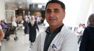 Dr.Tayfun Börta: Eş, dost, komşu tavsiyesiyle ilaç kullanmayın - Videolu Haber