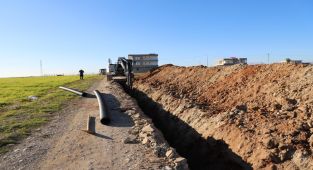Ekipler vatandaşların modern altyapıya kavuşması için çalışıyor