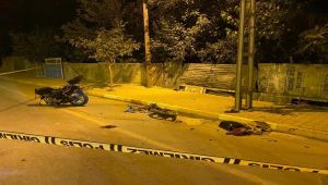Elektrik direğine çarpan motosiklet sürücüsü öldü