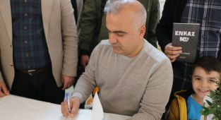 ‘Enkaz 04.17’ eğitici bir deprem romanı - Videolu Haber