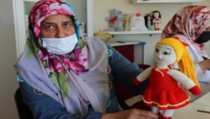Ev kadınlarının ürettiği, amigurumi bebeklerine yurt dışından yoğun talep - Videolu Haber