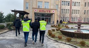 Firari uyuşturucu satıcısı yakalandı