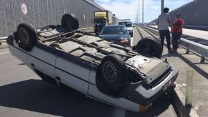 Freni boşalan otomobil takla attı: 1 yaralı - Videolu Haber