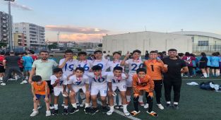 Futbolda yarı final heyecanı