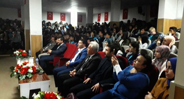 Gölbaşı Anadolu Lisesi’nden ‘Milli Mücadele’ Konferansı