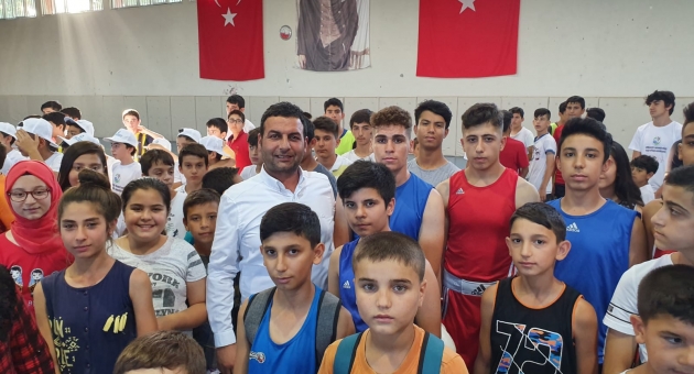 Gölbaşı Belediyesi Yaz Spor Okulları Açıldı