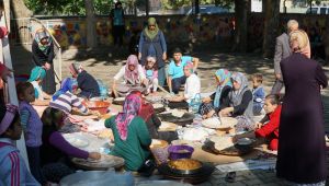 Gölbaşı Cumhuriyet Ortaokulu'ndan Öğrenciler Yararına Kermes