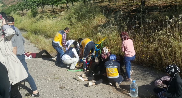 Gölbaşı’da Öğrenci Minibüsü Devrildi: 11 Yaralı