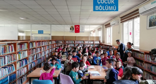 Gölbaşı'nda Minik Öğrenciler Kütüphaneyle Tanıştı