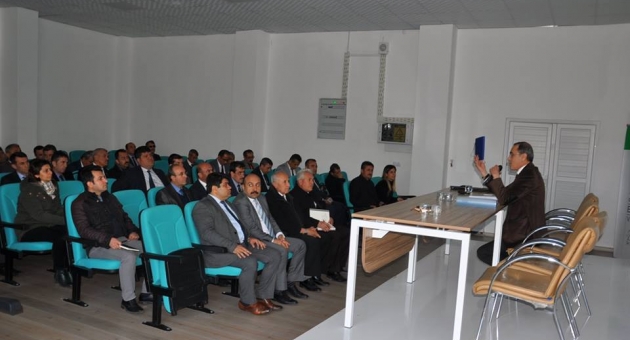 Gölbaşı’nda Okul Müdürleri Toplantısı