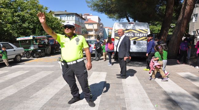 Gölbaşı'nda Okul Servisleri Denetlendi