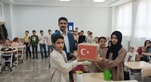 Gölbaşılı minik öğrencilerden Gazze'ye yardım
