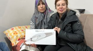 Görme engelli lise öğrencisi akıllı bastonuna kavuştu