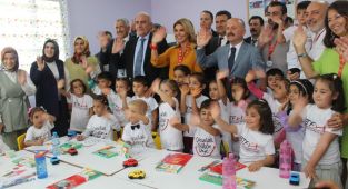 Gülben Ergen, 54. anaokulunu Kahta’da açtı - Videolu Haber