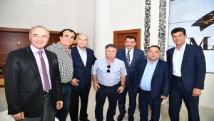 Hababam Sınıfı Oyuncularından Başkan Gürkan’a Ziyaret