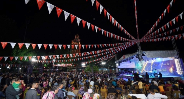 Harfane Ekibinden Muhteşem Konser