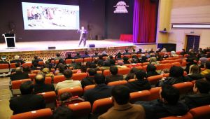 Harun Budaklar Karaköprü’de Afrika’yı Anlattı