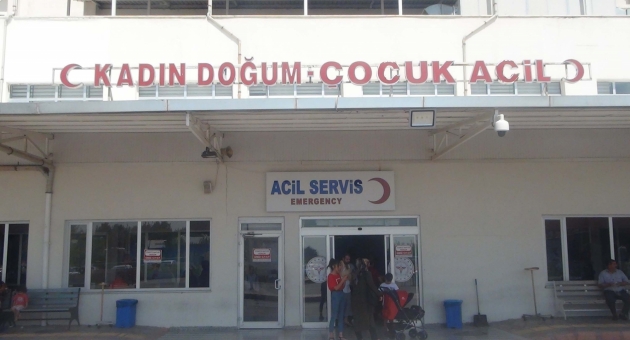 Hasta Yakını Güvenlik Görevlisine Yumrukla Saldırdı